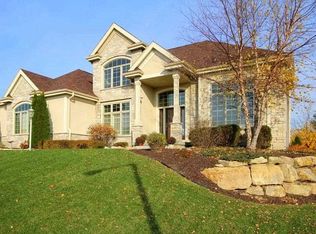 9802 Sandhill Rd, Middleton, WI 53562