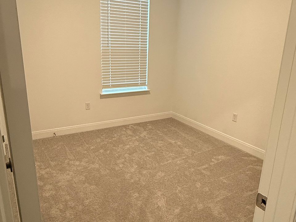 1st image of 501 Madelines Meadow Ln