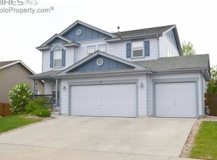 921 Saddlebrook Ln, Fort Collins, CO 80525