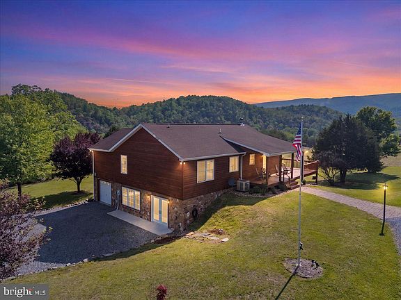 2nd image of 1054 River Bend Dr
