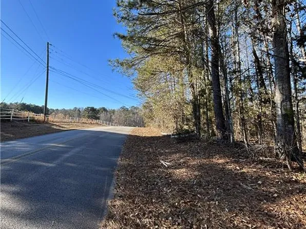 25 Skyview Dr #2, Social Circle, GA 30025