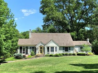 1170 Eversole Rd, Anderson Twp, OH 45230