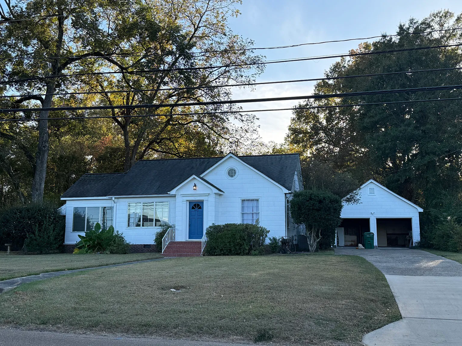 3 bed, 2287 sqft, $1,975 — Photo 3