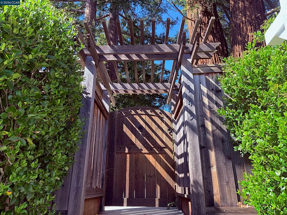 143 Pulido Rd
