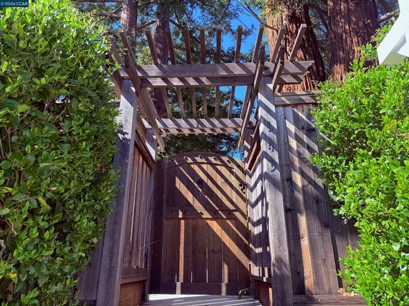 143 Pulido Rd, Danville, CA 94526