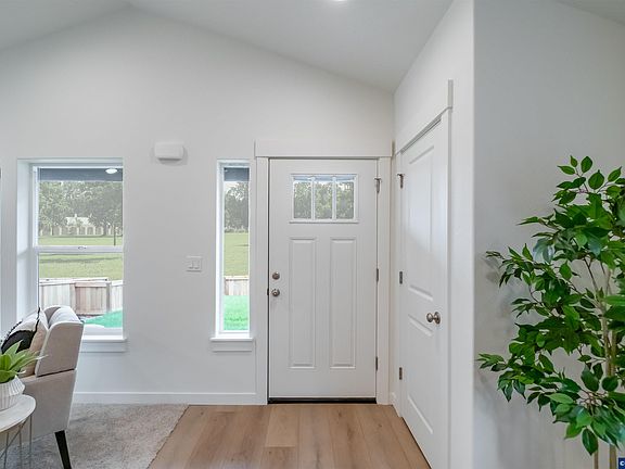 4th image of 4682 Harrier St SE