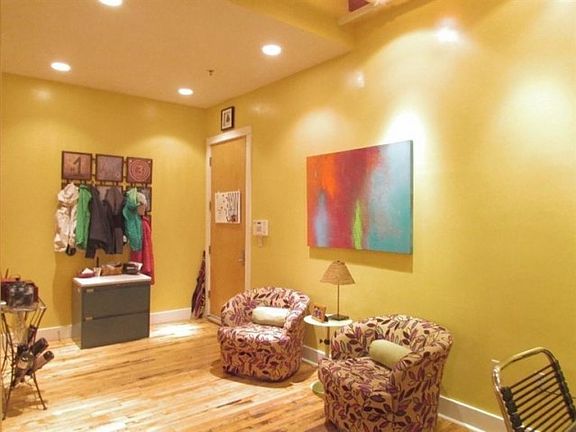 4th image of 26 E 6th St Unit 605