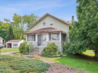 36 Cooks Rd, Denville, NJ 07834