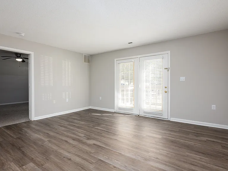 Cedar Trace Apartment Homes — Photo 16