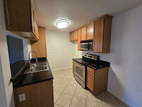 5th image of 1345 Cabrillo Park Dr APT E01