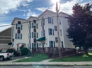1 Brewster Ct APT 5, Northampton, MA 01060