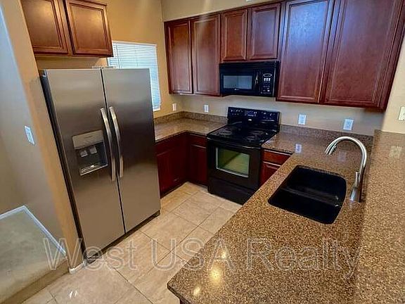 2nd image of 1318 S Sabino Dr