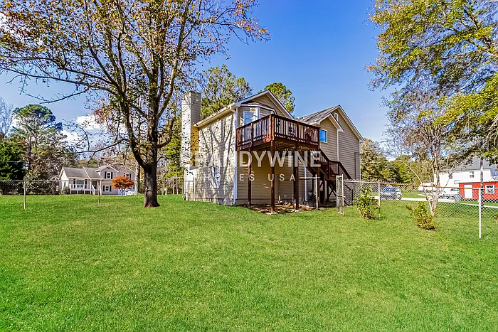 106 Whitney Ln — Photo 17