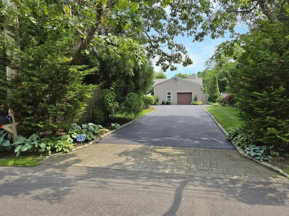 1778 Spur Drive S, Islip, NY 11751