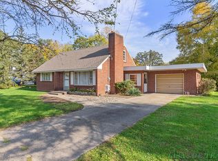 442 Caroline St, Ionia, MI