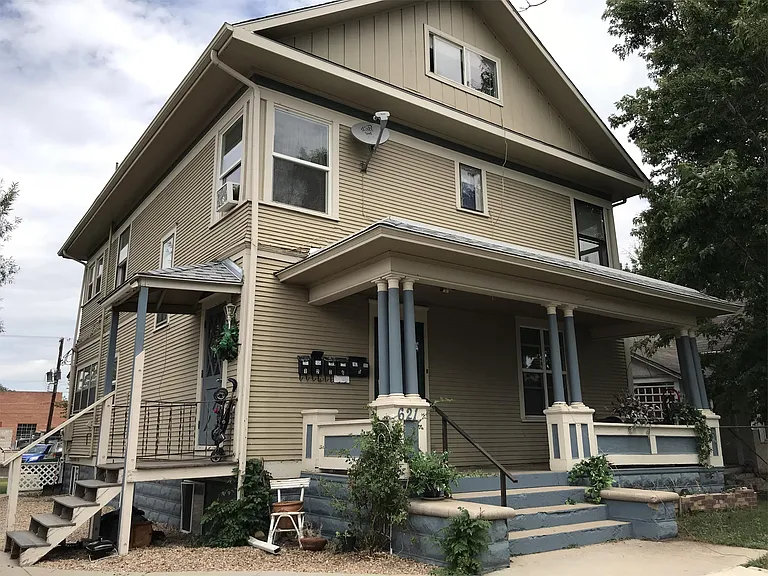 1 Bedroom unit in basement