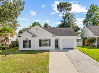 8506 Litchfield Dr, North Charleston, SC 29406
