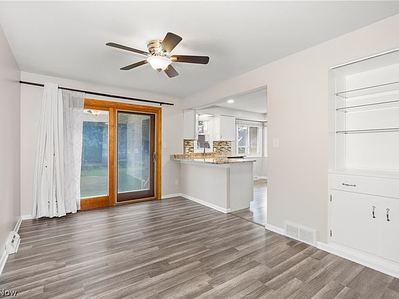 4th image of 7413 Ward Rd