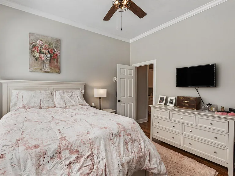 948 River Breeze Dr — Photo 31