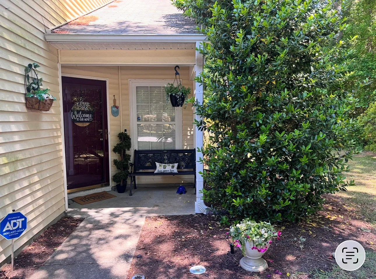3 bed, 1559 sqft, $2,000 — Photo 2