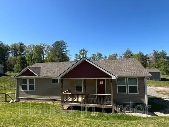102 Zoeys Cove Rd, Alexander, NC 28701