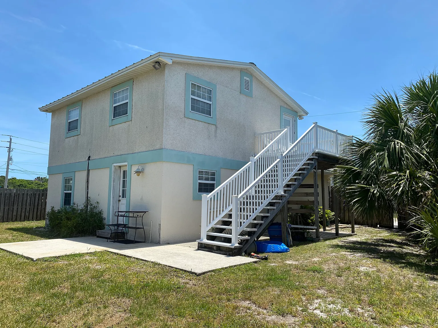 2 bed, 900 sqft, $1,250 — Photo 2