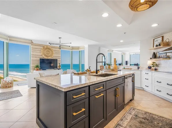 4330 N Highway A1a APT 1102, Hutchinson Island, FL 34949