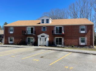 9 Academy Pl APT 41, Saco, ME 04072