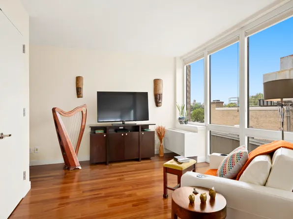 640 West 237th Street image 5 of 11