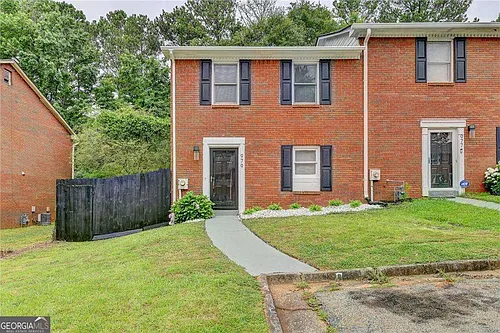 979 Park Gate Pl Photo 1