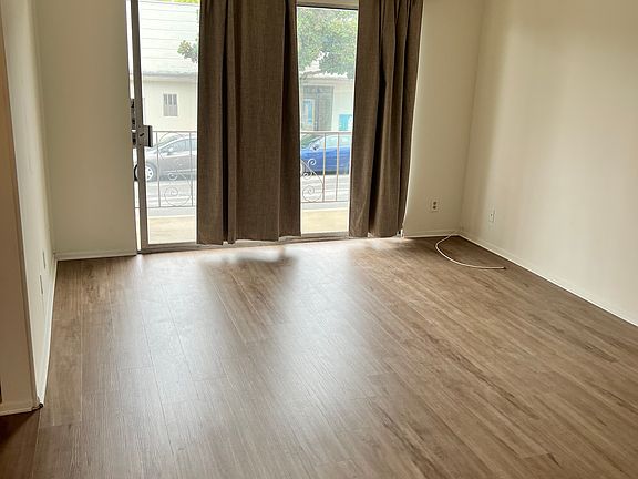 2nd image of 1801 Ocean Park Blvd APT 112
