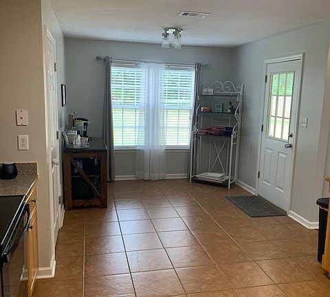 4th image of 5648 Emily Ln