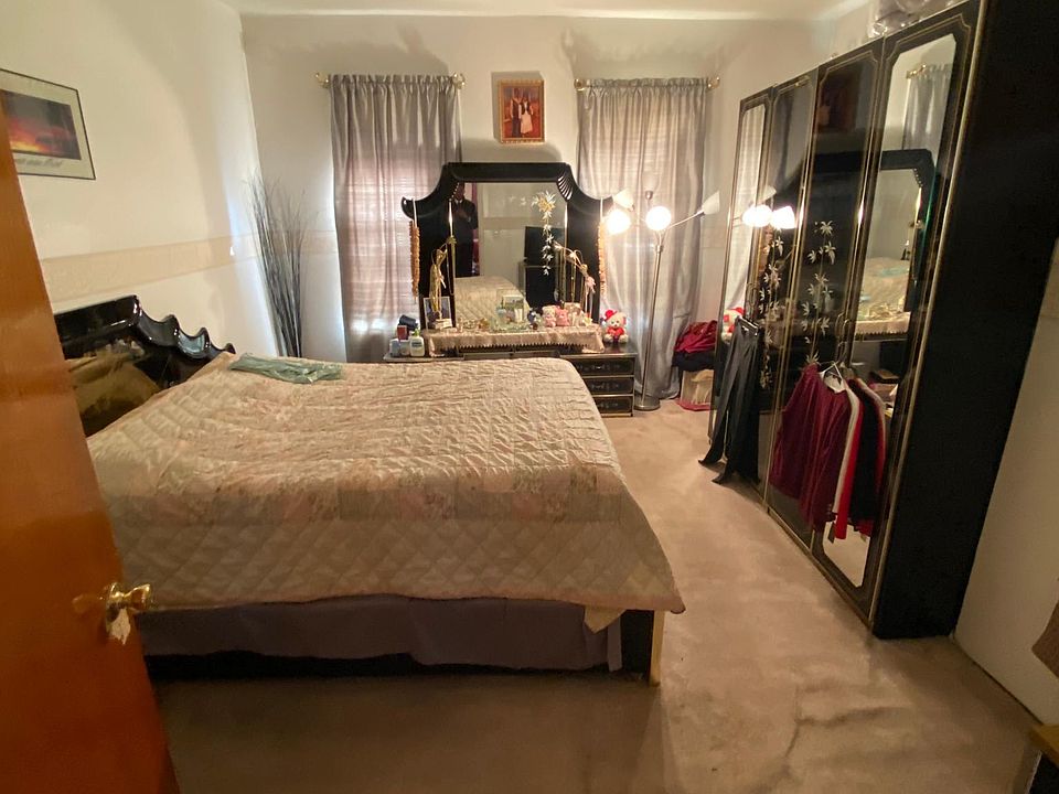 1st image of 18 S 11th Ave #2