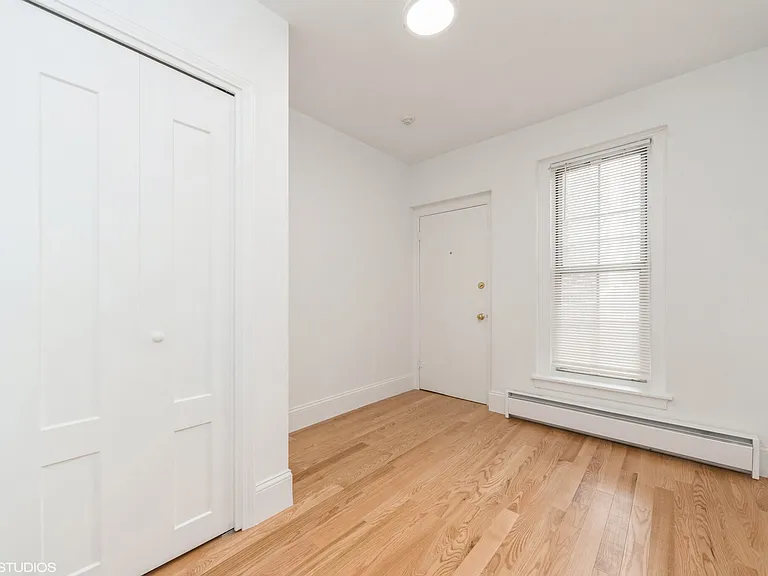 16 Clearway St #4 — Photo 5