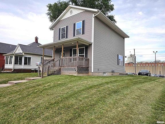 3rd image of 2039 Dixwell St