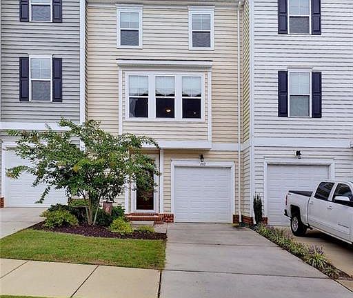 2nd image of 202 Prosperity Ct
