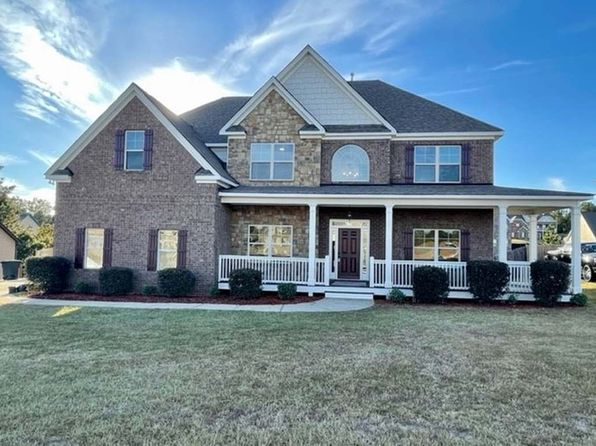 26 Bradley Dr