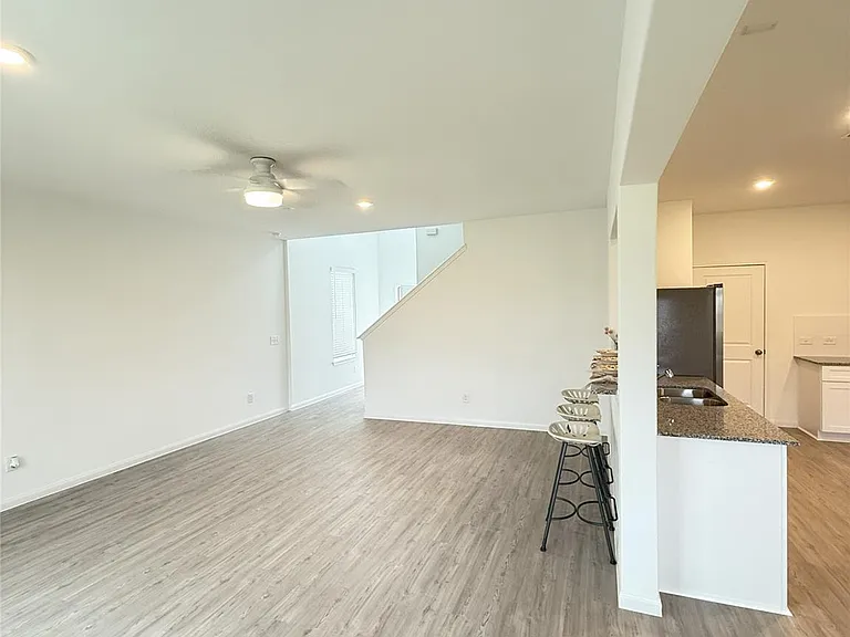 23406 Wagon Cart Rd — Photo 30