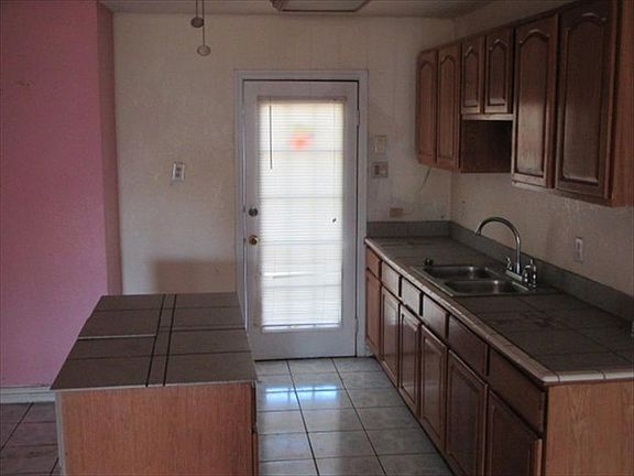 3rd image of 6223 Trail Valley Dr
