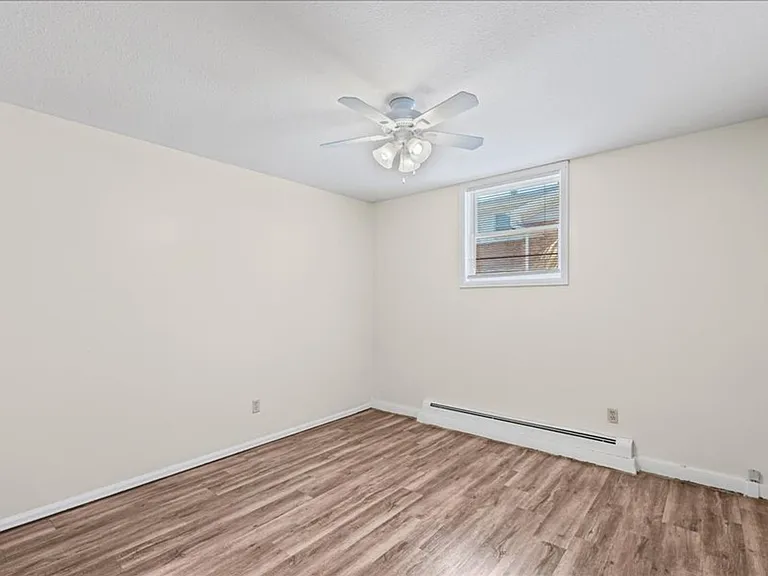 339 Riley Dr — Photo 22