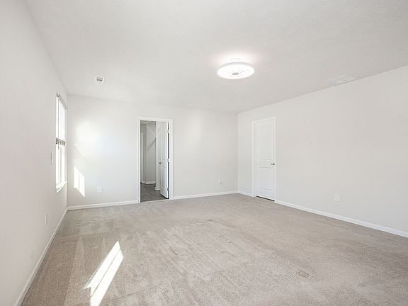 3rd image of 9260 Preserve Way