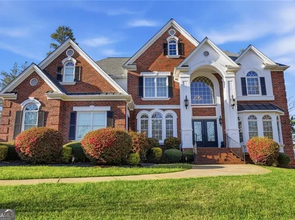 5662 Tuxedo Dr, Douglasville, GA 30135