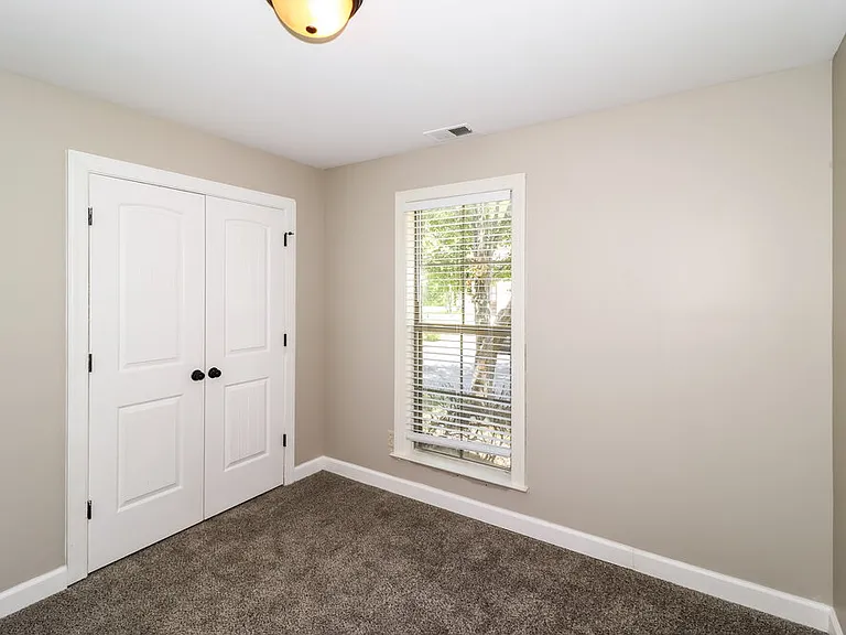 6885 Lagrange Grove Dr — Photo 13