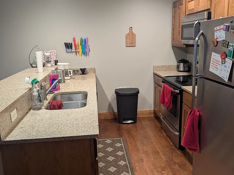 3789 Pipestone St — Photo 5