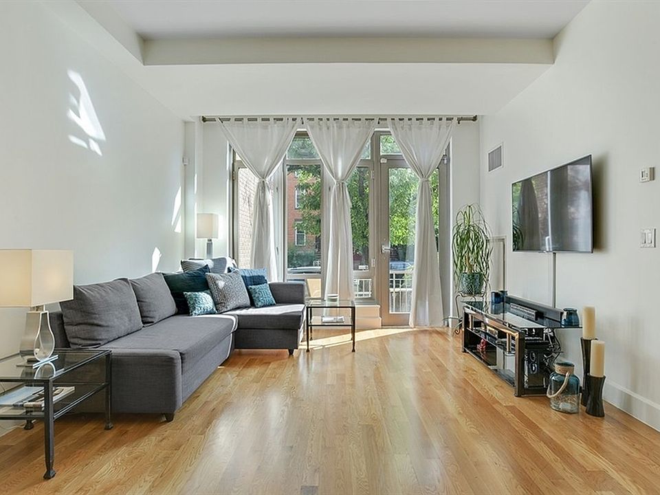 1st image of 315 Gates Ave APT 1B