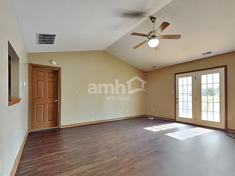 511 Zephyr Way — Photo 6