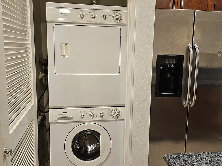 320 Caldecott Ln #107 — Photo 8