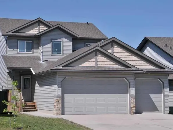 7306 E 115b St, Grande Prairie, AB T8W 0J5