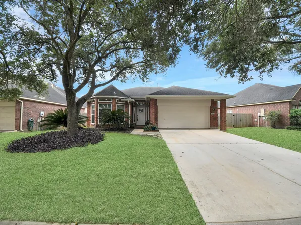 4634 Jaymar Dr, Sugar Land, TX 77479
