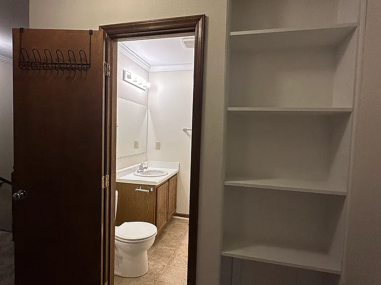 105 Lantern Way — Photo 38